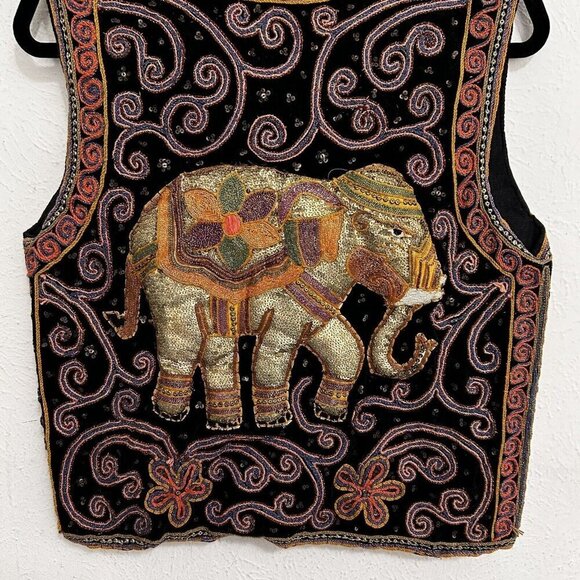 VTG Hippie Opulent Beaded Embroidered Tribal India Vest Puffed 3-D Elephants M - Picture 8 of 9